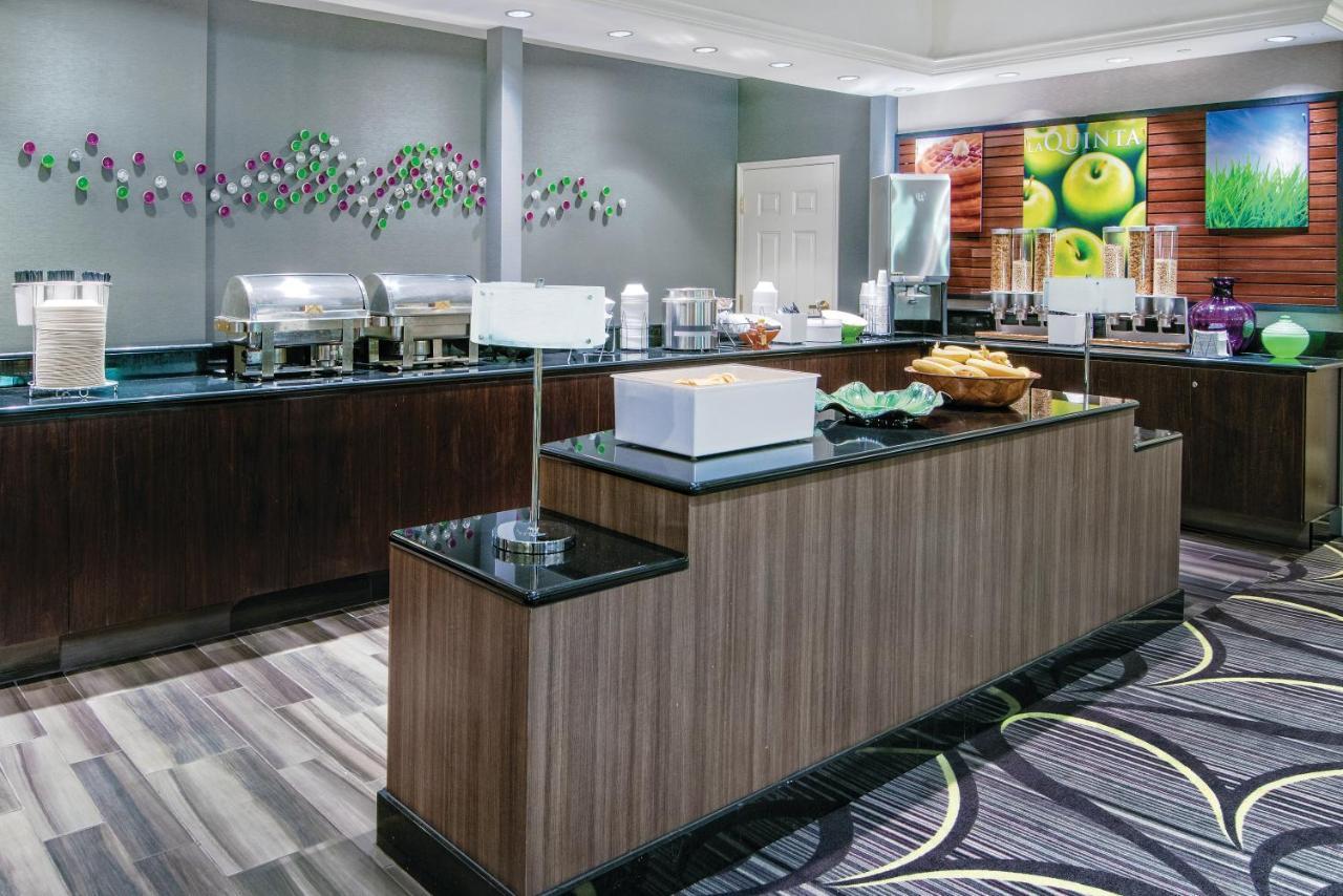La Quinta Inn & Suites By Wyndham San Antonio Riverwalk Εξωτερικό φωτογραφία