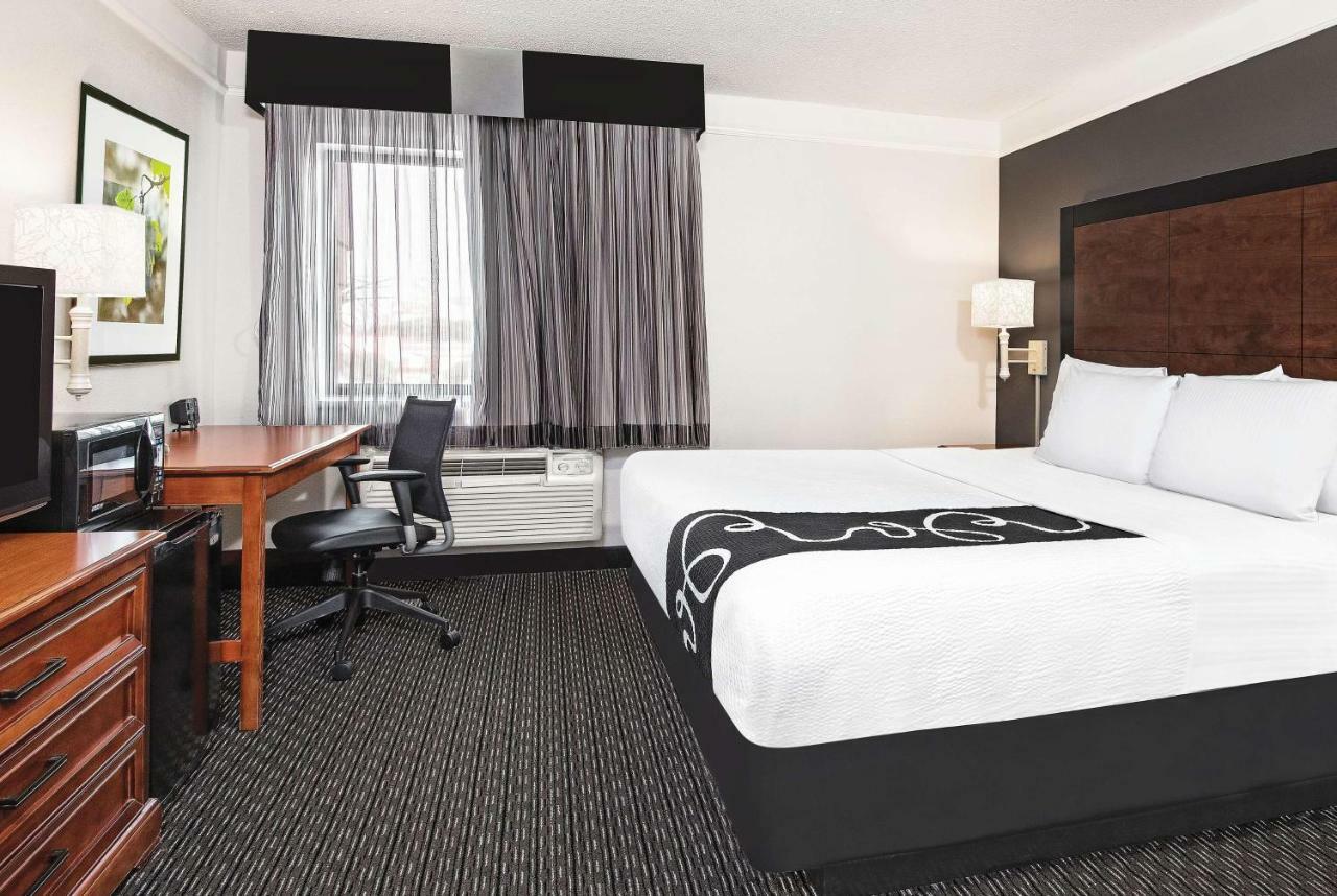 La Quinta Inn & Suites By Wyndham San Antonio Riverwalk Εξωτερικό φωτογραφία
