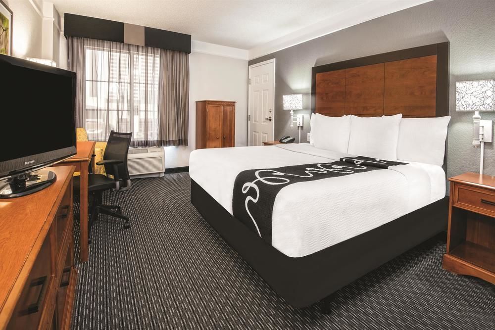La Quinta Inn & Suites By Wyndham San Antonio Riverwalk Εξωτερικό φωτογραφία